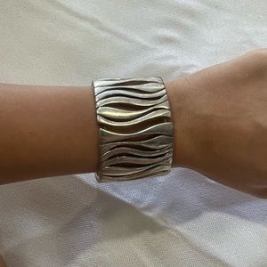 New Premier Designs Silver‎ Toned zebra design Stretchy Bracelet